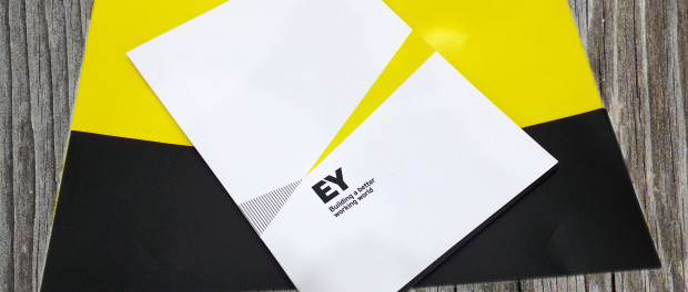 Folder EY
