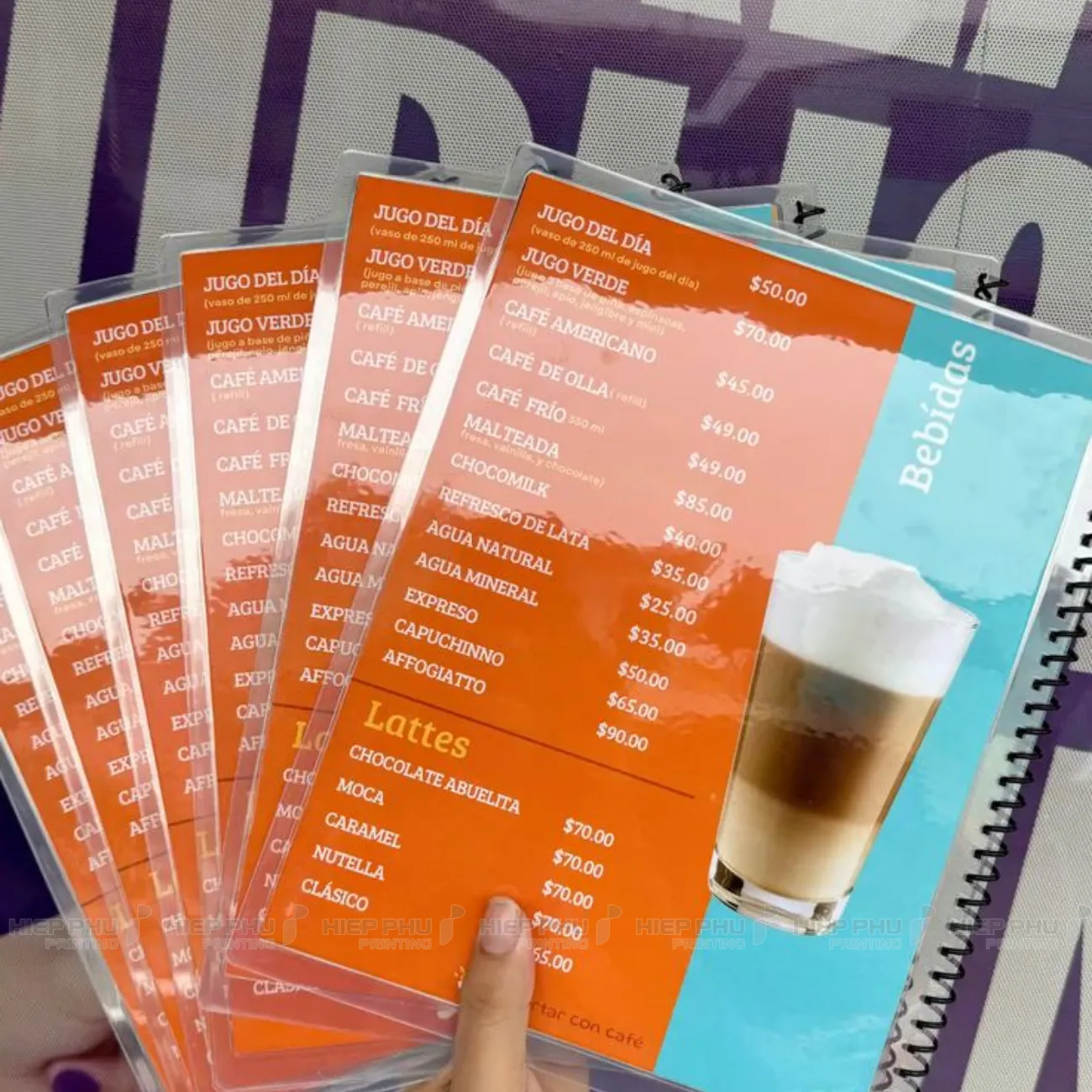 Menu ép plastic
